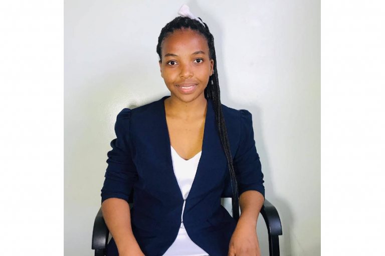 DUT STUDENT GRADUATES WITH CUM LAUDE, 20 DISTINCTIONS AND A DEAN’S
