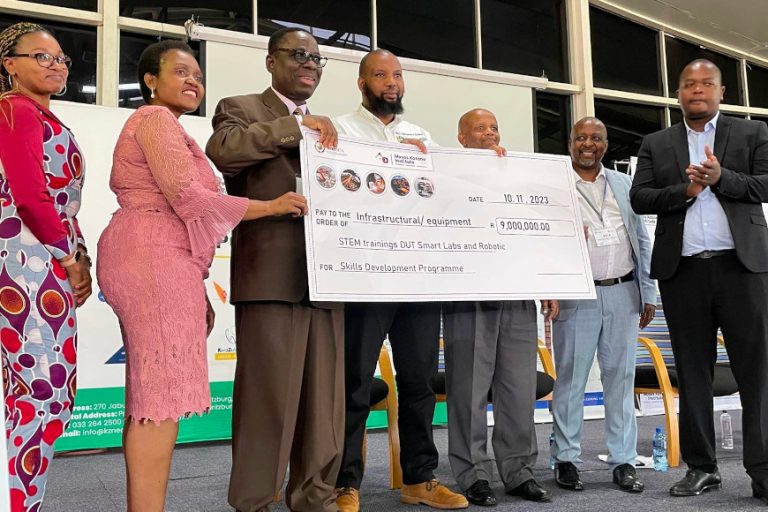 DURBAN UNIVERSITY OF TECHNOLOGY’S FACULTY OF ACCOUNTING AND INFORMATICS