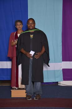 _DUT4841