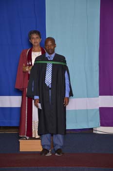 _DUT4944