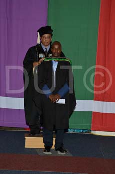 _DUT8702