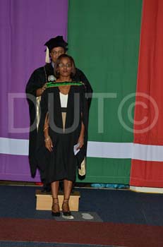 _DUT8710