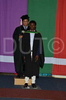 _DUT8718