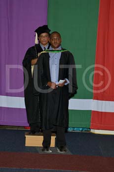 _DUT8725