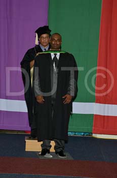 _DUT8732