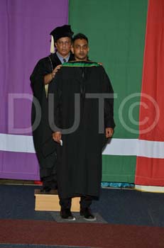 _DUT8745
