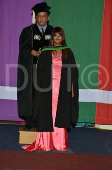 _DUT8746