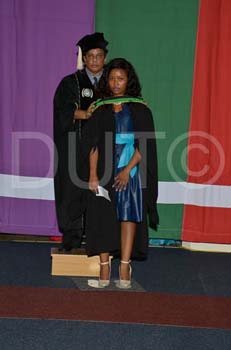 _DUT8753