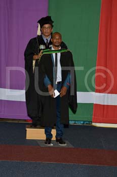_DUT8764