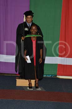 _DUT8774