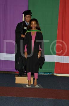 _DUT8785