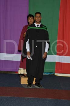 _DUT8822