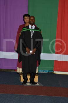 _DUT8838