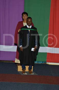 _DUT8852