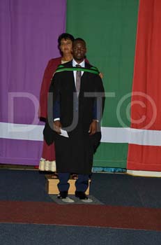 _DUT8857