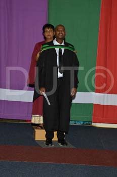 _DUT8874