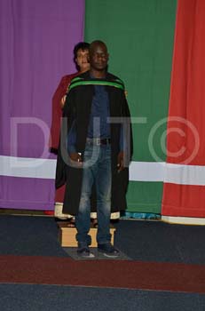 _DUT8895