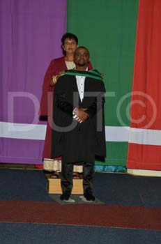 _DUT8921