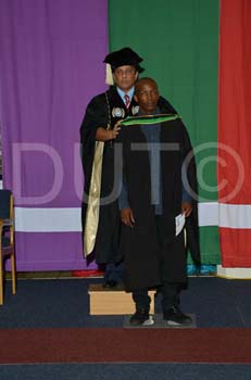 _DUT8974