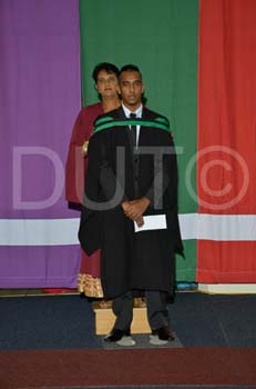 _DUT9176