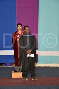 _DUT4572