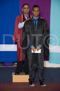 _DUT3944