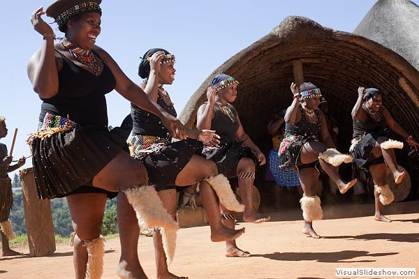 woman+dancers+cultural+village